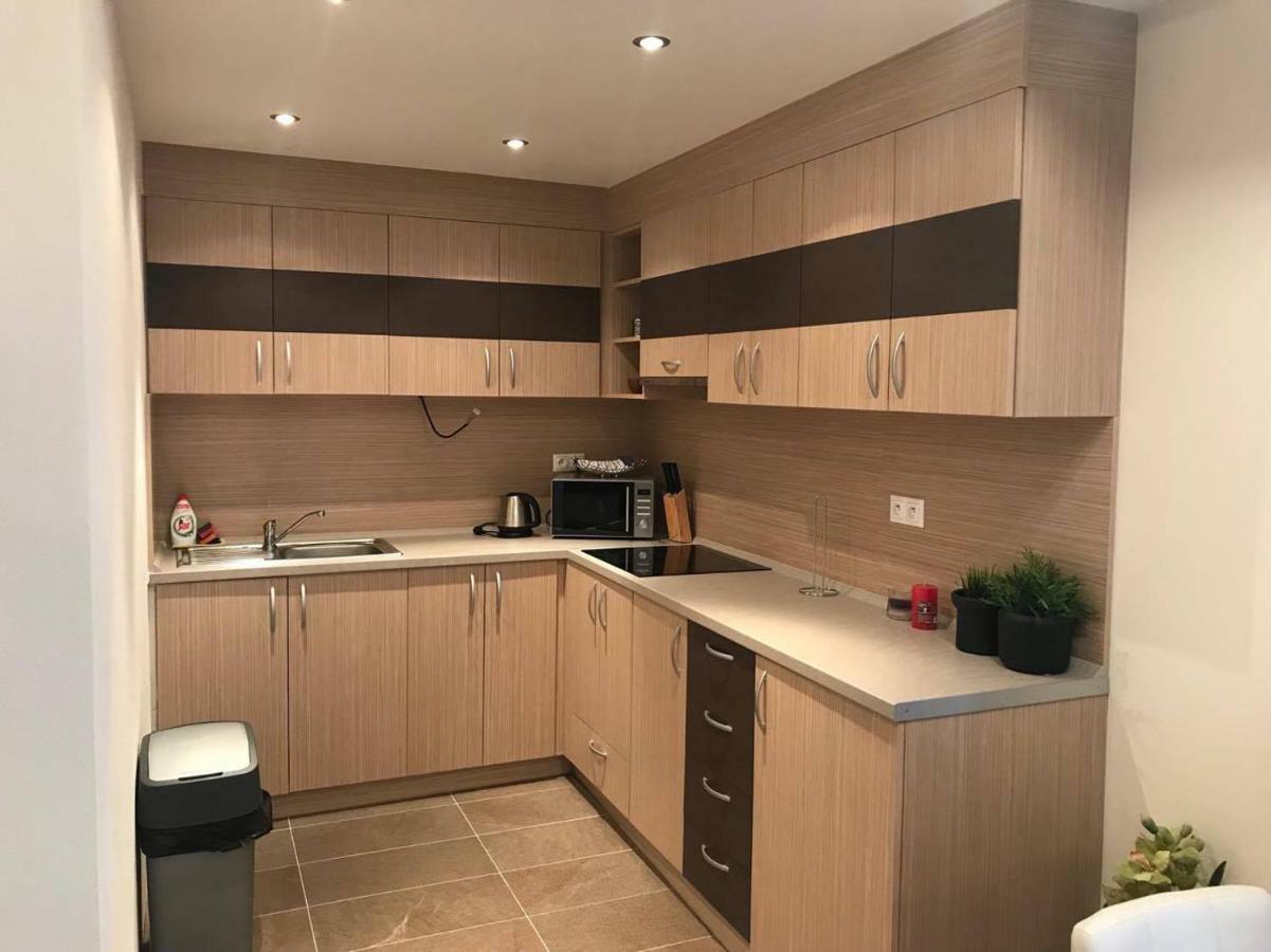 Apartmány Sabai Dee Stara Lesna Exterior foto